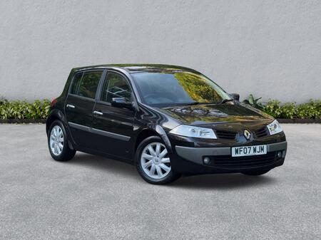 RENAULT MEGANE 1.6 VVT Dynamique