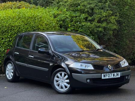 RENAULT MEGANE 1.6 VVT Dynamique